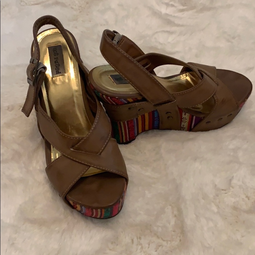 Hot rated Colored wedges- 7.5